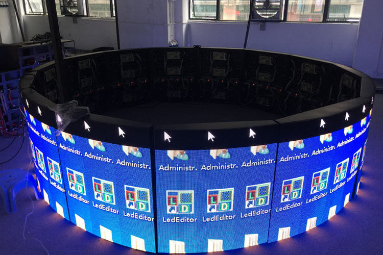 Nahtlose Ecke gekrümmte LED Videowand, Ausstellung LED Display Soft Modul